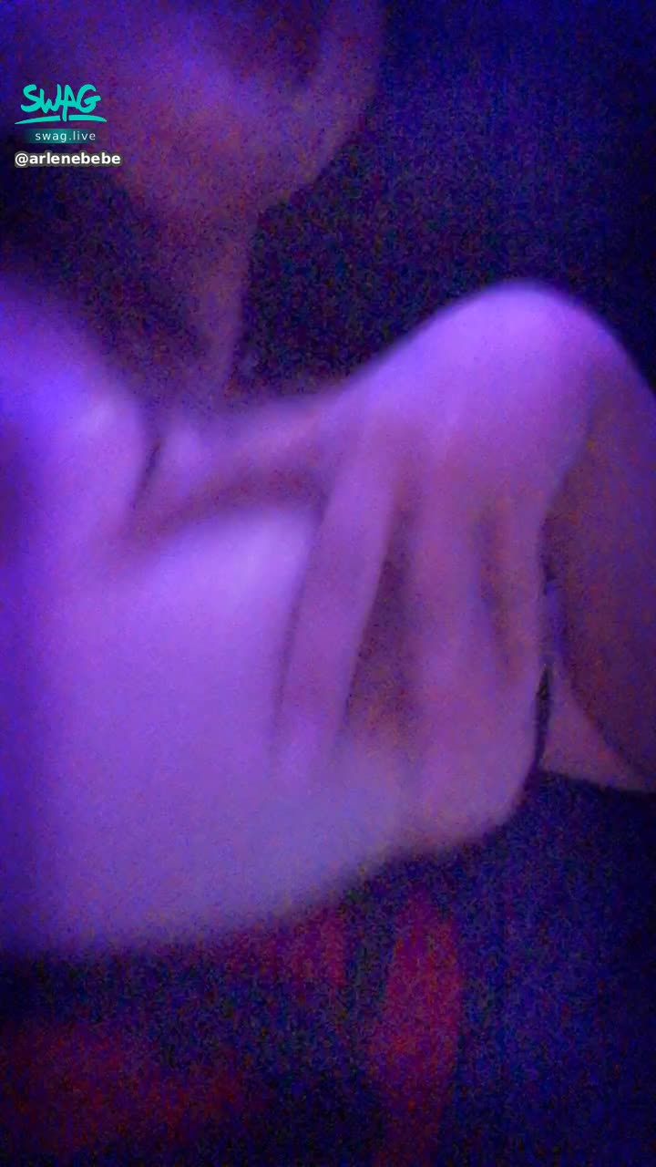 a********e : 幹壞事火辣辣🔞性愛必備側插式🔞...這聲音太不行了了啦
解鎖一系列可以換到傳教式1080p 長片唷❤️