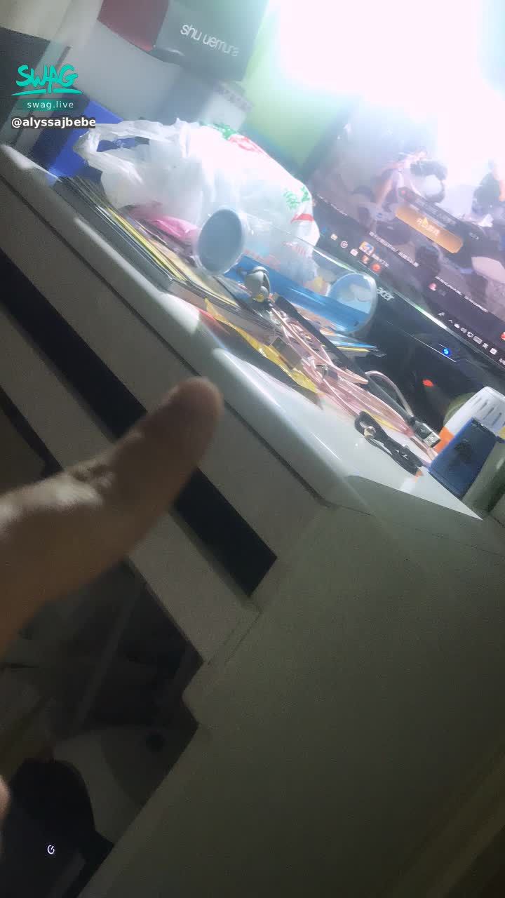 alyssajbebe : 好想有個人替我收拾一下 🙁每次收拾都被人破壞
