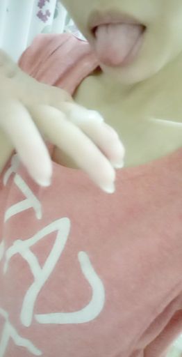  : free, ❤️ bath queen ❤️ Unlock it all and give the Queen a used thong. You can only get it if you take the initiative to send a private message after it is fully unlocked. 😊