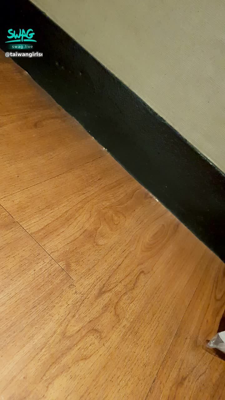 t***********x : 不知道看不看的到，但各位如果有看到請告訴我，
用各種方法都行