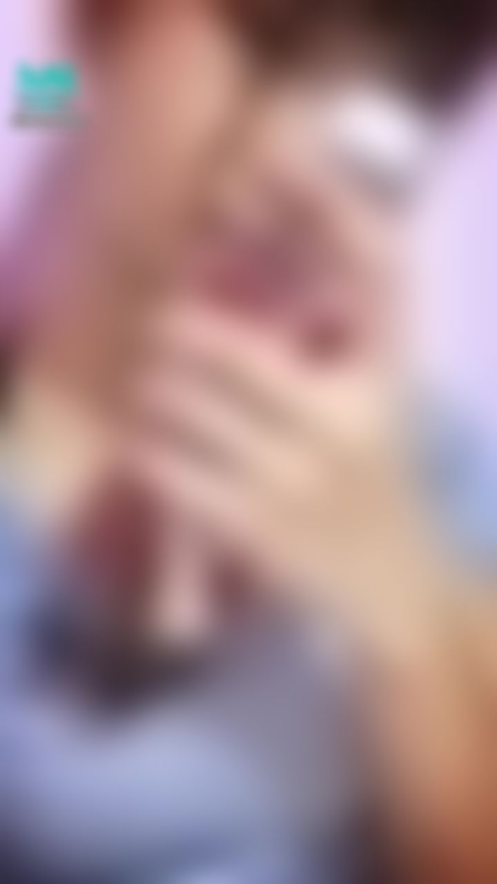 b******o : 🔥可樂瓶挑戰🔥露全臉把沙士往下面磨蹭😜黑色透明內褲🙈你們看到什麼呢🈲️不小心亂發出呻吟💦💦