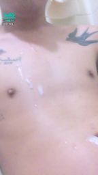 j*****y : 也想把精液塗抹在身上 品嚐我的味道😋