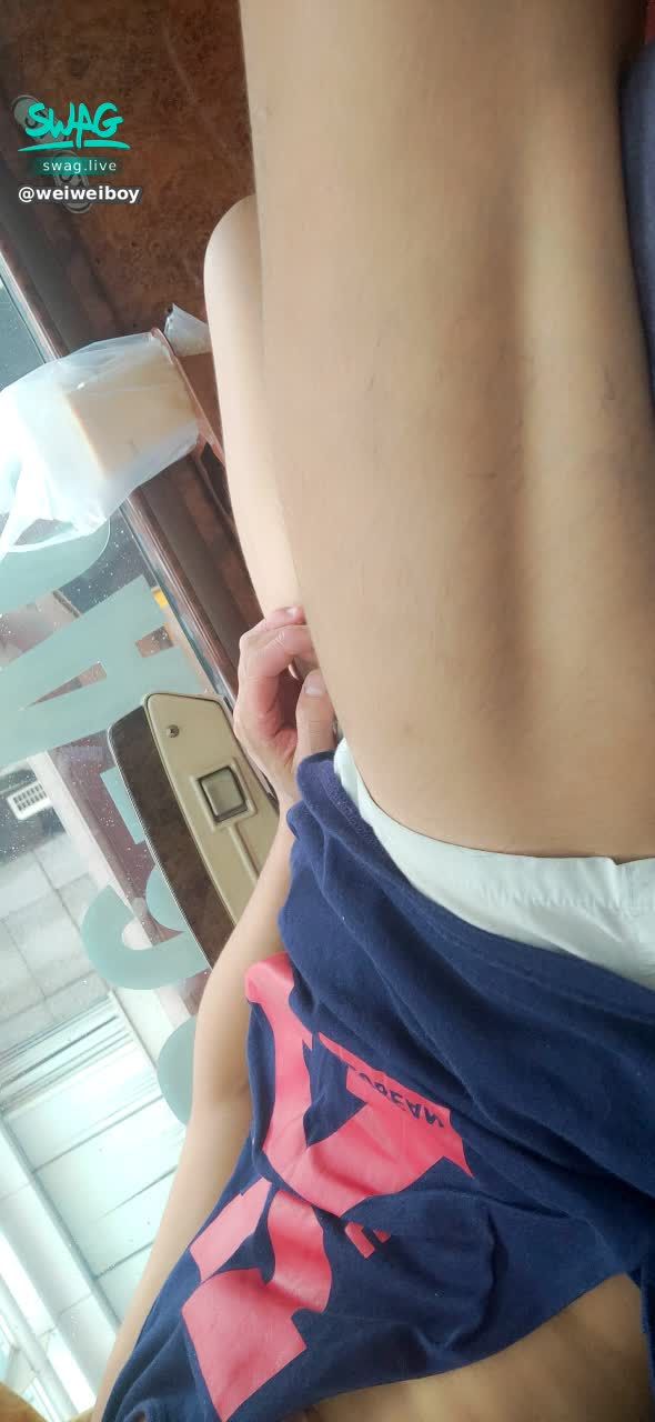 w*******y : 等一下我要在客運做壞事嘍💓