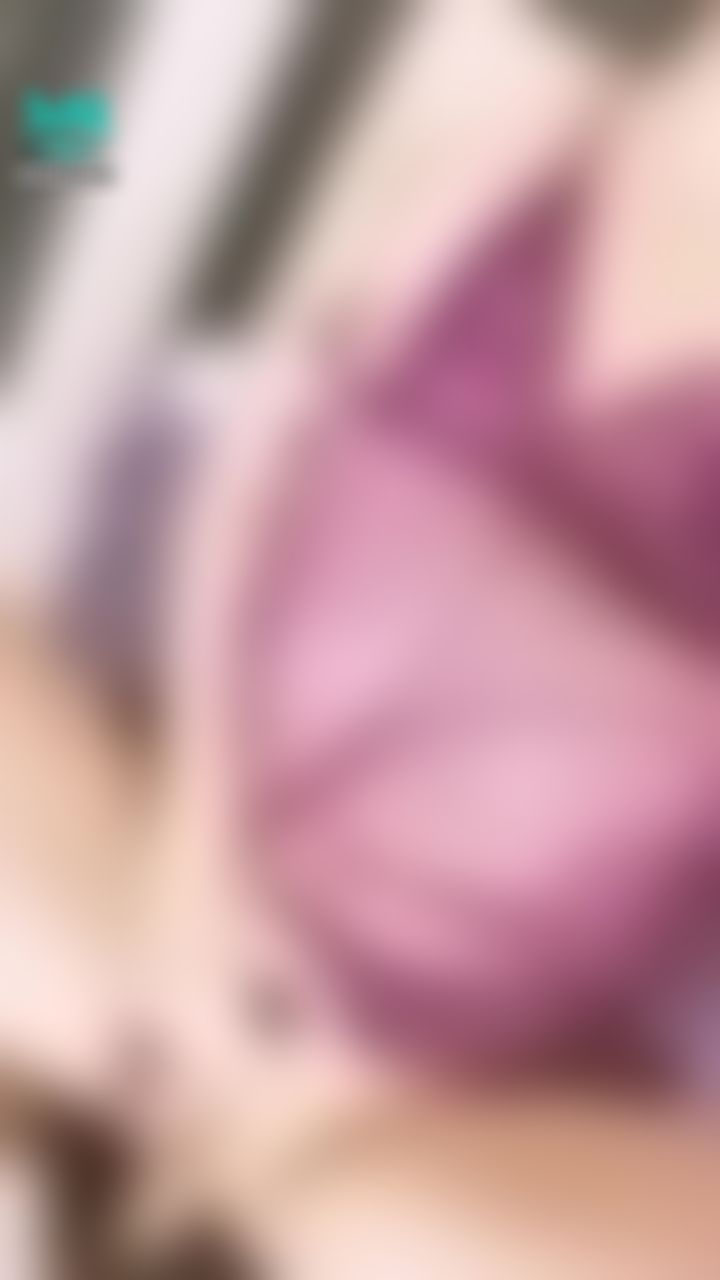 ladyyuan : 🔊勾底引到府按摩師全程中文對話愛愛實錄🔊直接戴套指壓床上三點全露正面插入⋯ 好爽⋯🤤