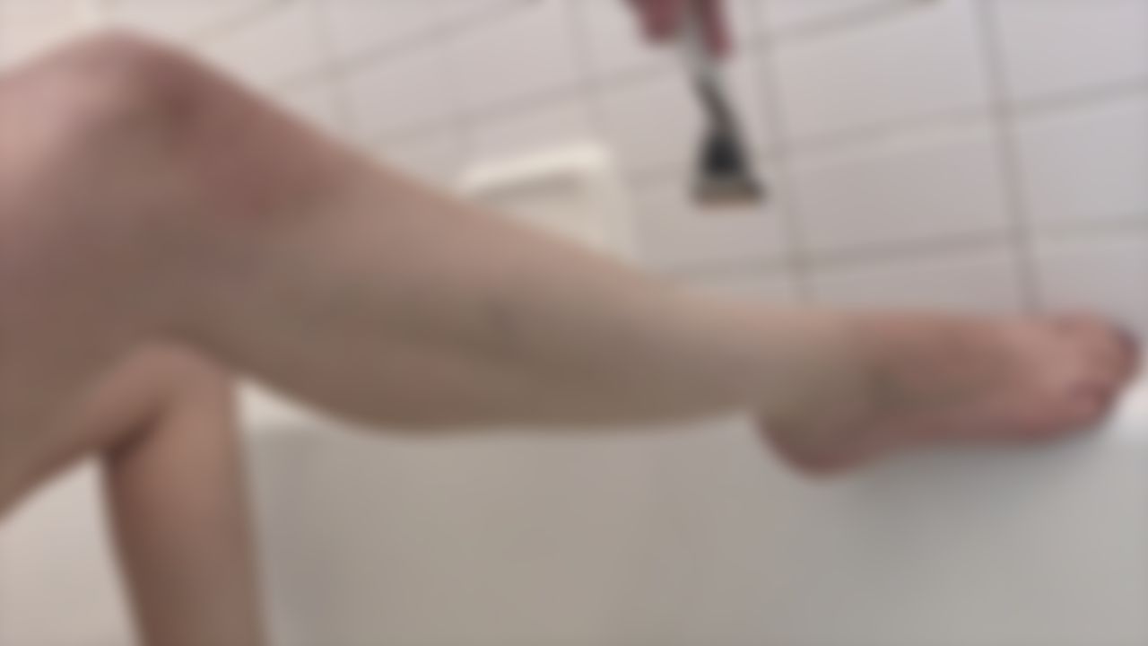 s*********s : Shaving with Close Ups│近照剃毛秀