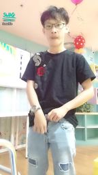 a****a : 想看脫光光嗎?