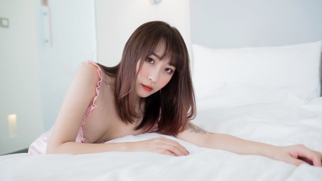 l******a : 💋 Zhengmei cos maid masturbates and seduces 💋