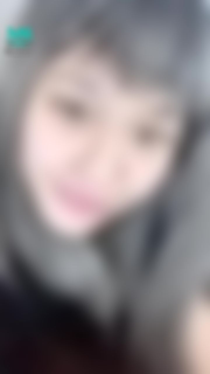  : 我的嘴巴💋連貓咪都忍不住想舔想親呢😝你們呢💖