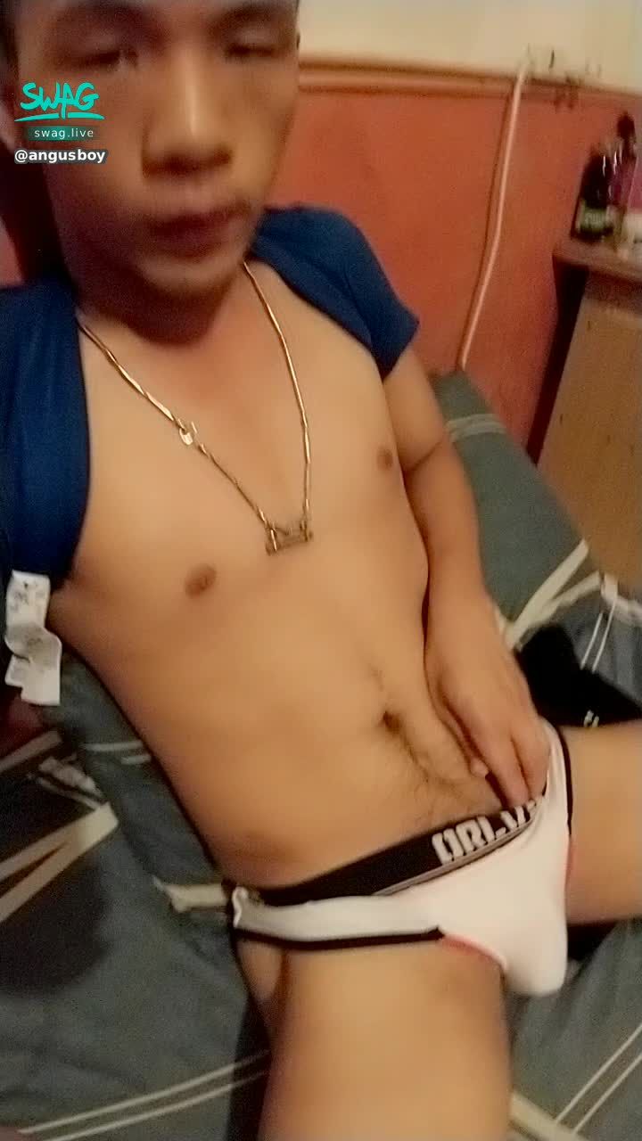a******y : 回家 硬硬的 摸摸