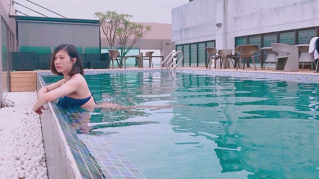 m******e : 🈲️ Single women living alone in Taipei 🔞 Undressed Selfie Outflow 💯 Can't help but play with myself (Chinese pronunciation)