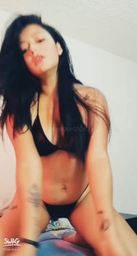 l*******o : hey, in this video I'm super hot playing with my pussy and my ass, don't miss it 😘