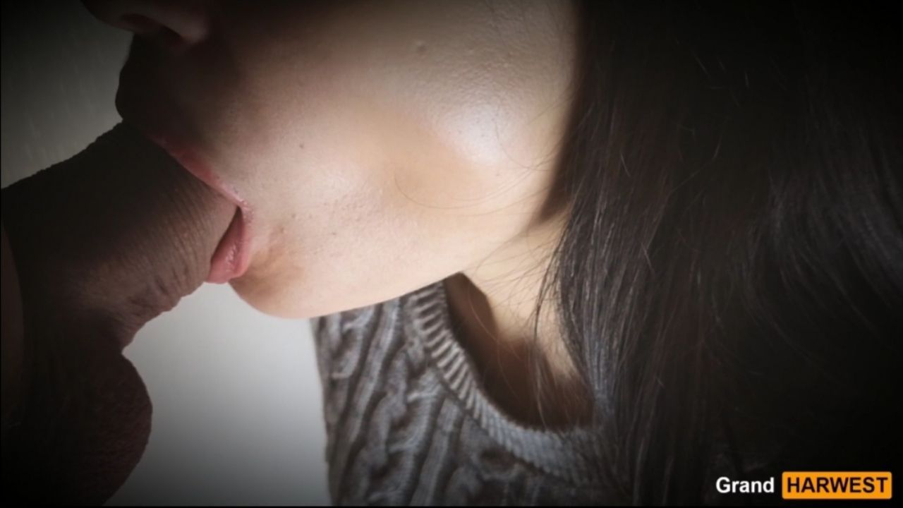 iriskaslut : Close up blowjob. swallow
