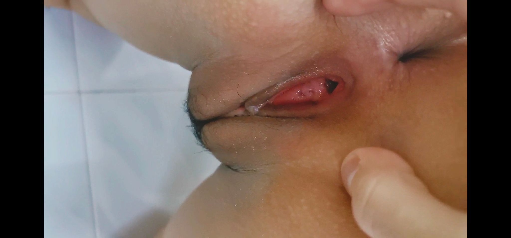 l*******g : ❤️ When I see a little pussy, I want to fuck hard 🔞