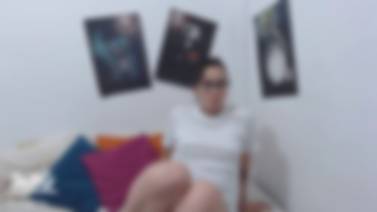 l*****y : Let me show you a little bit of my dancing and strip, ending in a great cum.
