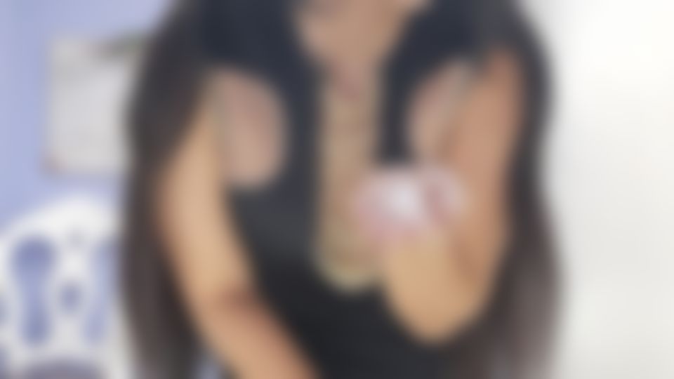 a*********l : come and watch this delicious ice teasing
