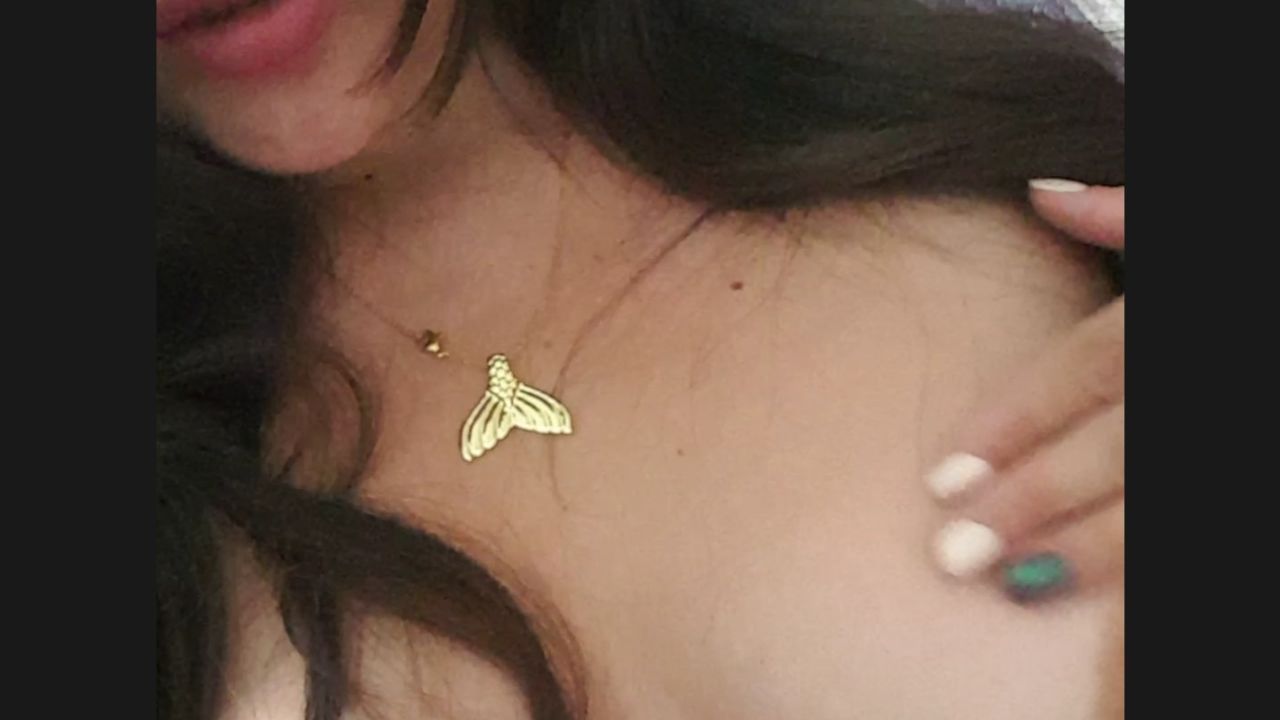 a********x : I was visiting my sister and it made me want to touch myself a little for you