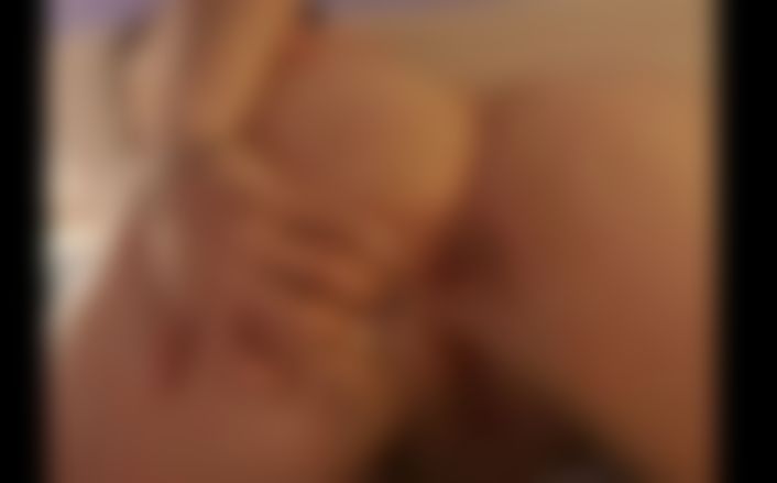 a********x : I love being exibisionist, I was naked in front of the window, full naked, masturbation, real cum