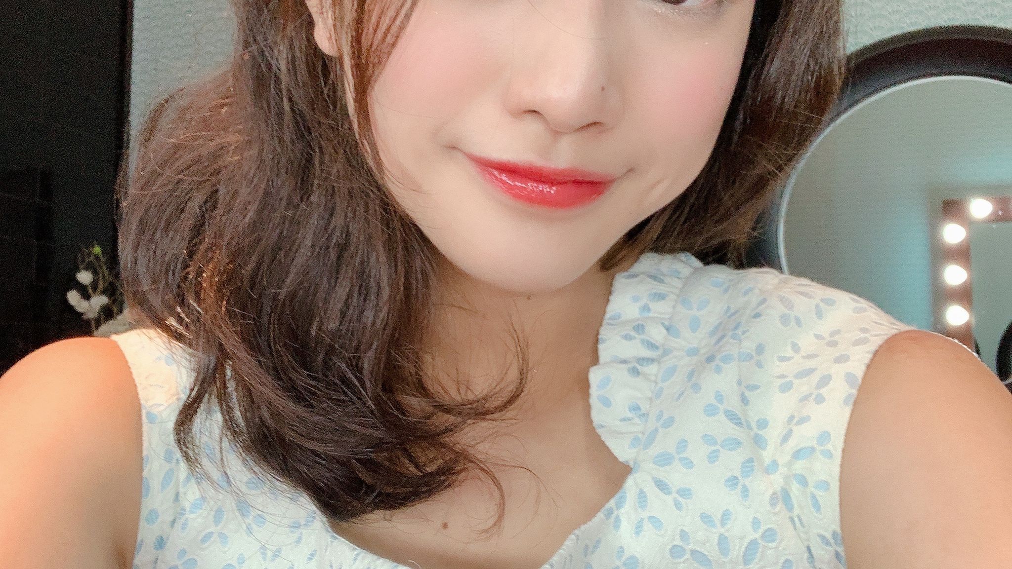 a*******y : I am answering the question from massage.
This video is only the test for me, so don’t except me with naked😂😂
If you watch this video,send me feedback with message 💌

あやかのメイクしながらいつもメッセージで同じ質問がたくさんくるから、それについて学校の支度🏫しながら答えたので全然no hentai videoです笑
あやかのこともっと知りたい人は是非見てほしいです❤️
あくまでこの動画はテストなので見たらメッセージで感想とかアドバイスとかもっと知りたいこととか教えてください😂❤️💕💋