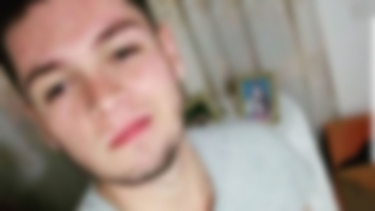 k****s : Wanna see sucking a huge black cock 'till I gag?😈🙇🏼‍♂️🍆