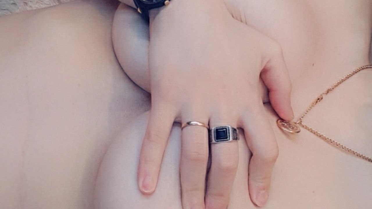 s**********m : play with tits,  play with sweet  pussy, play with sexy ass💦💦💦🥰🥰🥰🥰