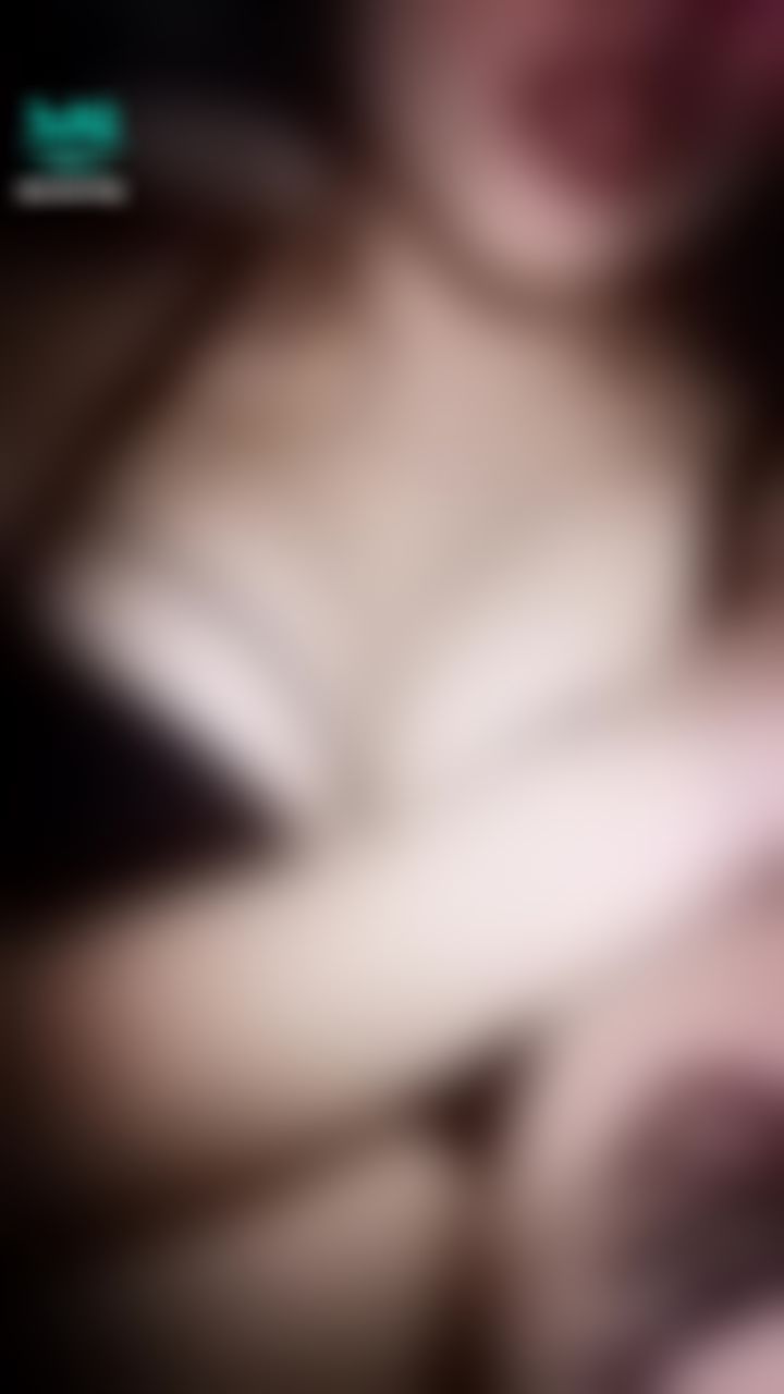  : 🔞巨乳小騷貨🔞淫蕩巨乳騷貨 天氣冷冷 想要溫暖 🥰🥰🥰🥰🥰
