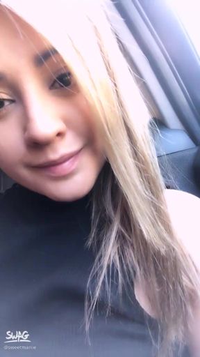s*********e : Hoy es mi cumpleaños . Les deseo un lindo día