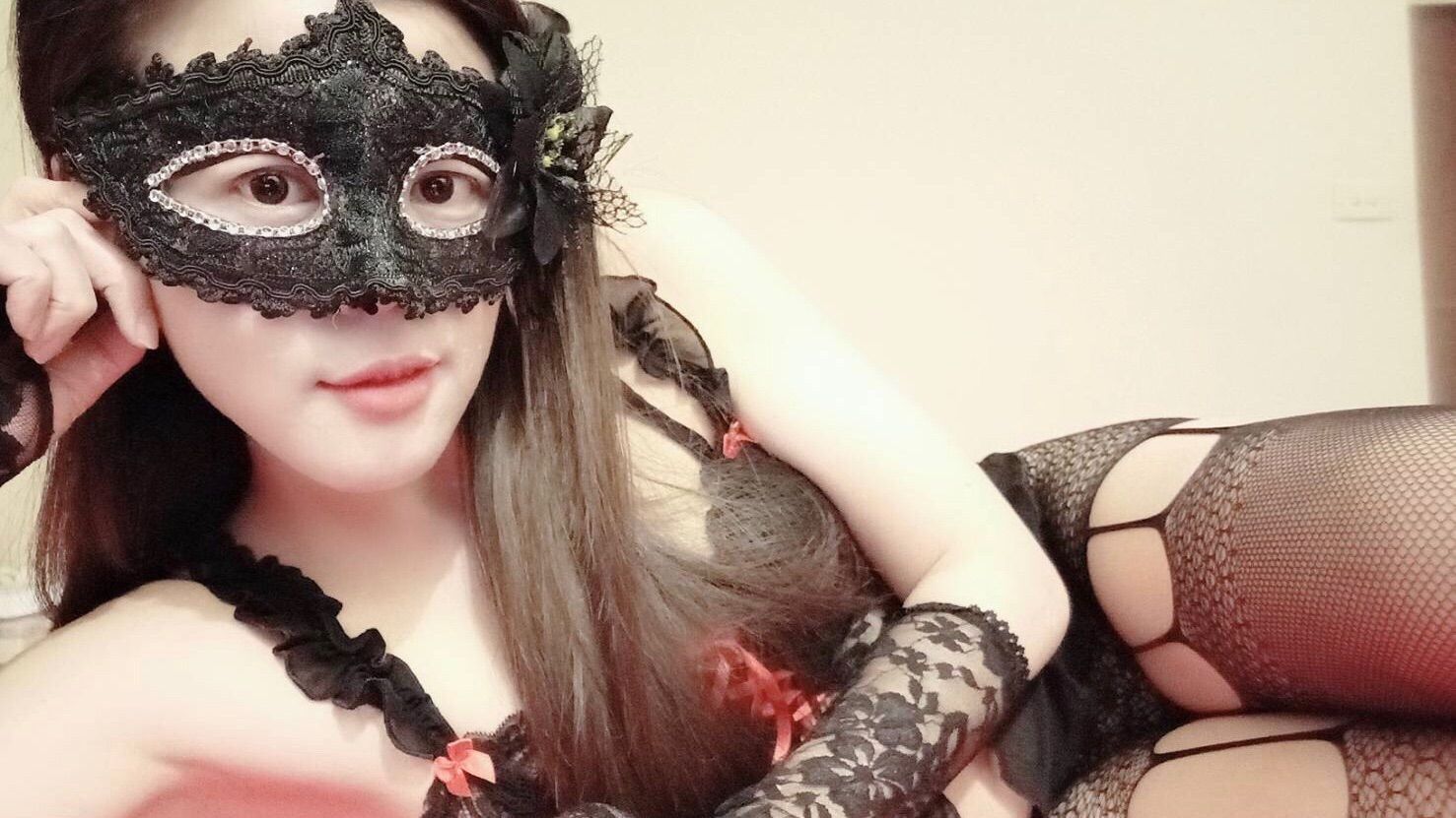 b***********e : Going out and dating the boss privately during working hours makes you want to be a concubine 🍌❤️ (Part 1)