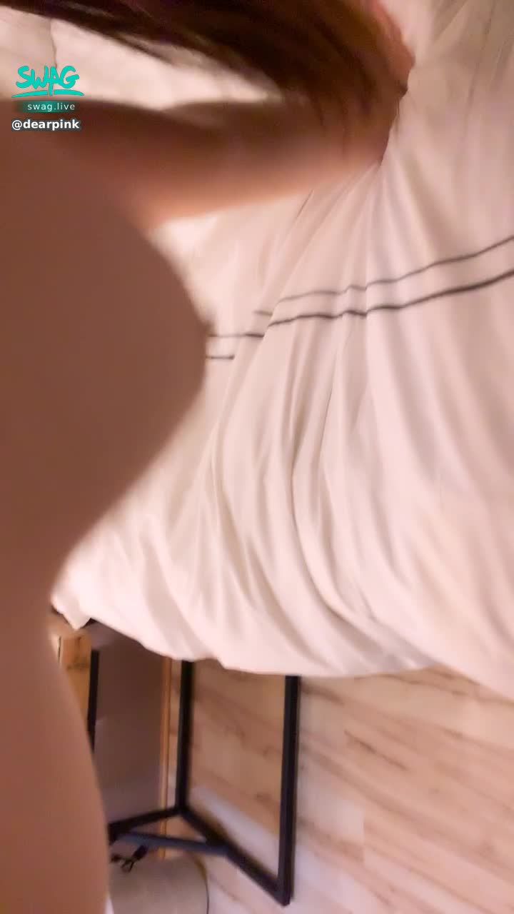 d******k : 😛背後撞擊 搖晃的奶😛