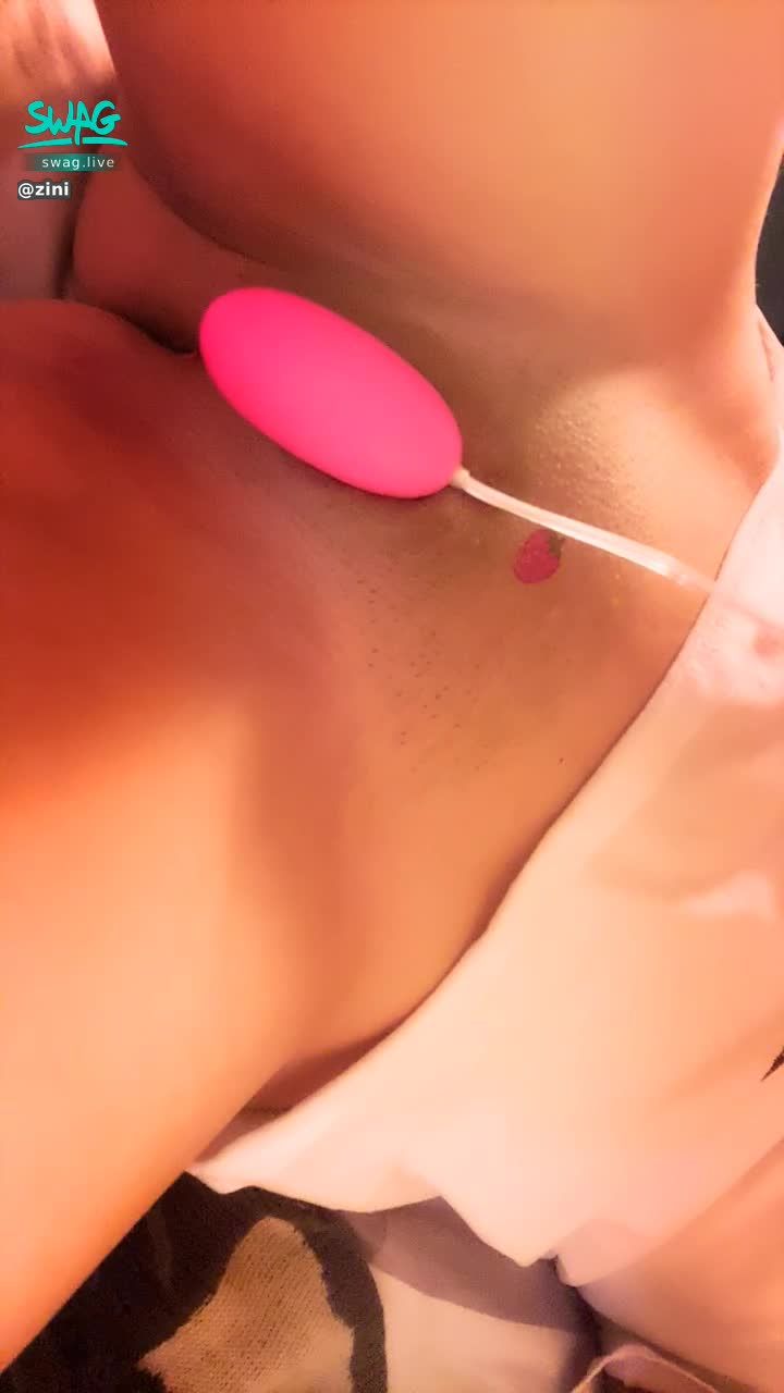 chavalove : 光是玩荳荳💫就讓人家快高潮了💦💦