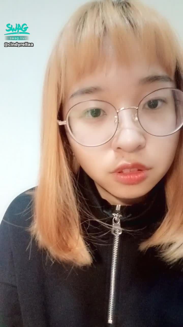 c*********a : 舔