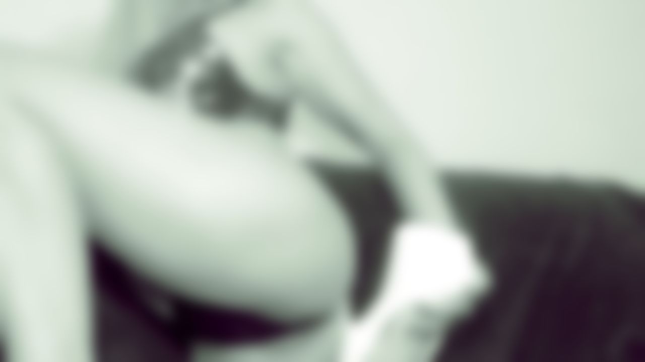 b*********t : mi coño mojado y caliente