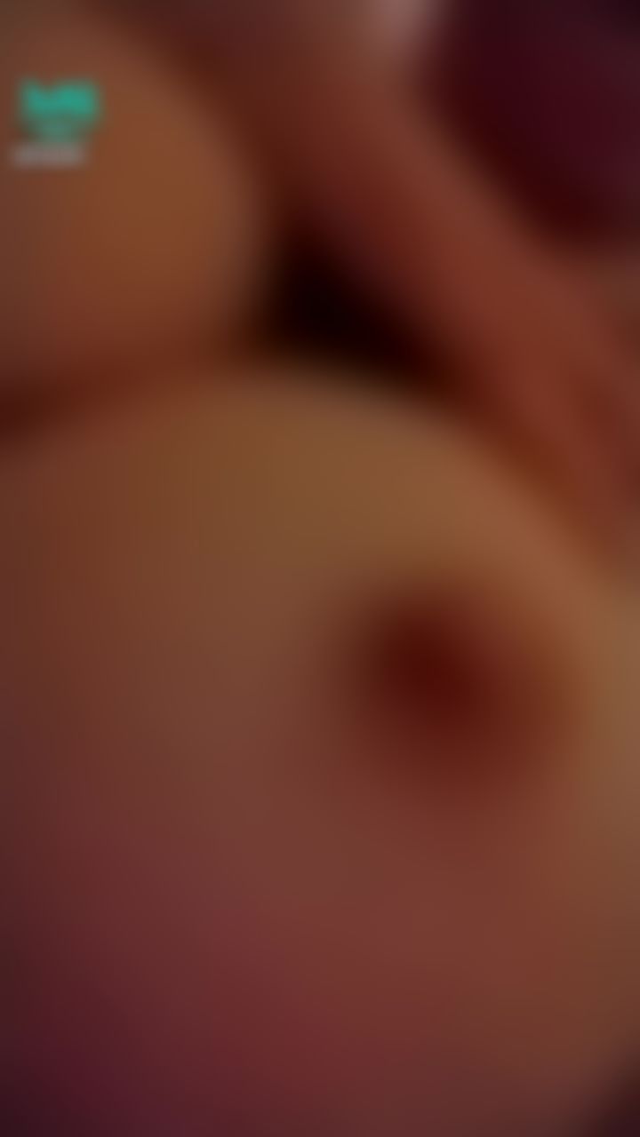  : small or big boobs?
