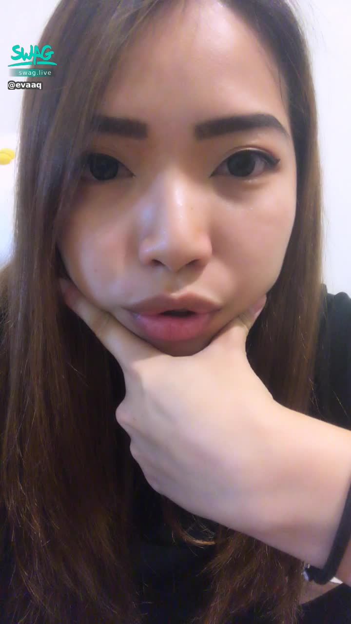  : 