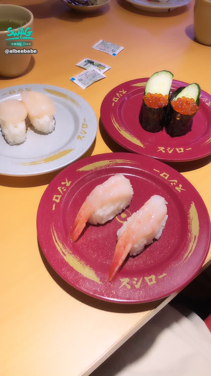 a*******e : るり其實很喜歡吃日式料理😋喜歡的人舉手～～～！
想要一起嗎～～～？😉