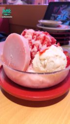 a*******e : 草莓冰淇淋雪花冰🍓 🥺🥺🥺🥺🥺
給我草莓雪花冰 我給你全世界😉