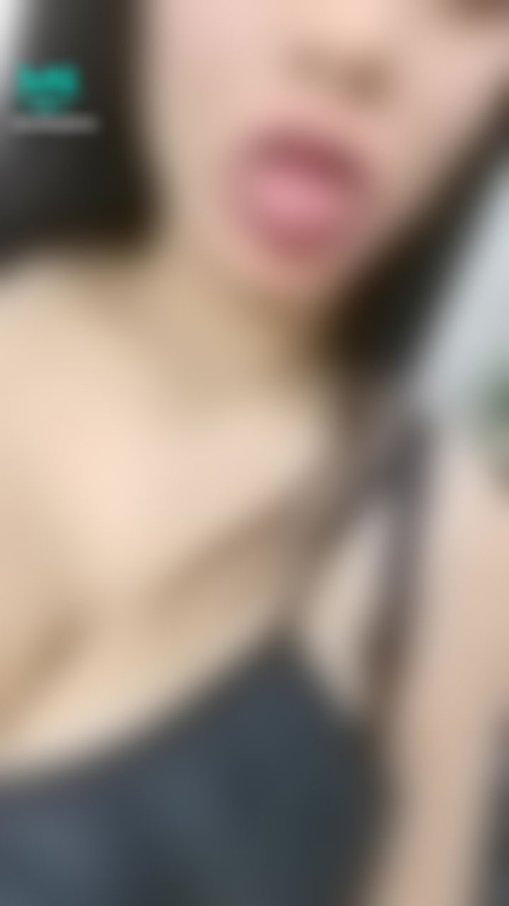  : tetas grandes