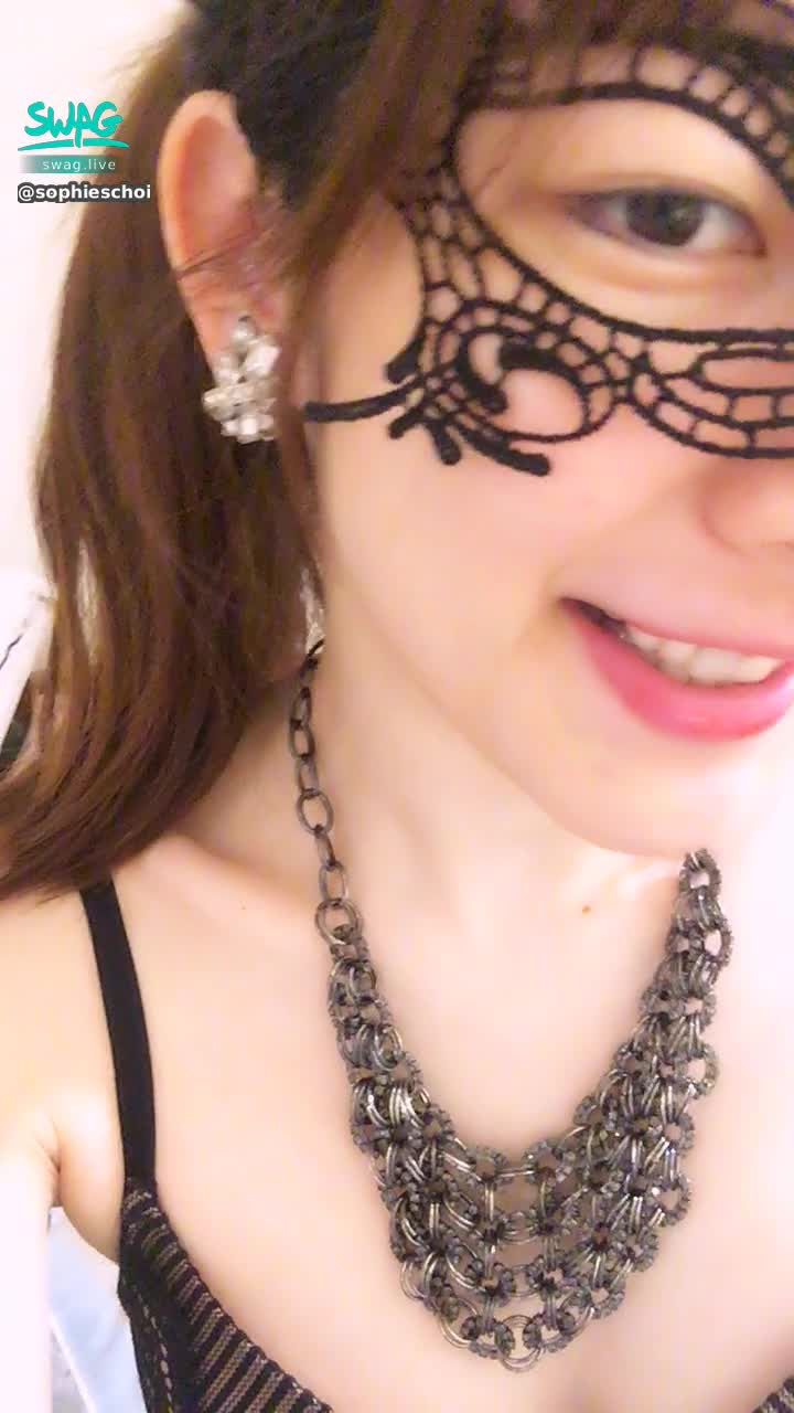 s***********e : Baby有注意到蘇菲今天的造型有些不一樣嗎 🥰🥰🥰