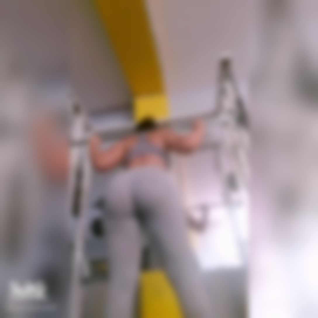 n********d : working out #
