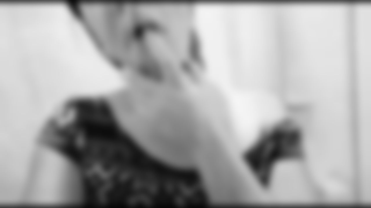  : Un baño excitante con dildo