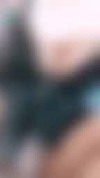 l********a : Eat my pussy, suck my boobs, I open my legs like this