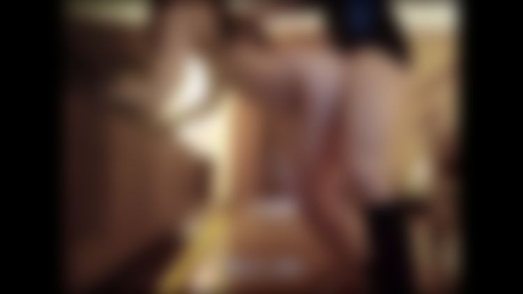 b***********e : 小偷闖空門🔞 對眼後發現自己情不自🈲 13分❤️