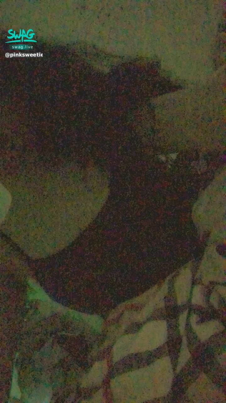 pinksweetie : 不知道該說晚安還是早安了💋