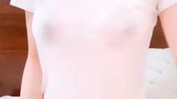 mollyflower : 如果你在我面前
我這樣像你求愛
你捨得放我一個人嗎⁉️