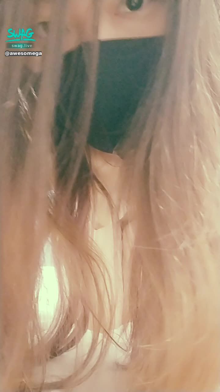  : 😃😃😃😃😘😘😘 Is anyone here? Did you guys unlock my new video?