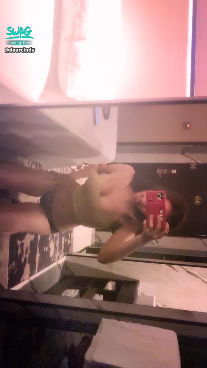 dearcindy : 奶大腰又細🔞你的炮友第一人選🥰