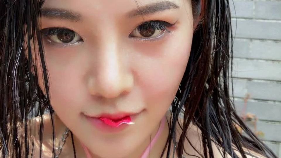  : masturbation without makeup