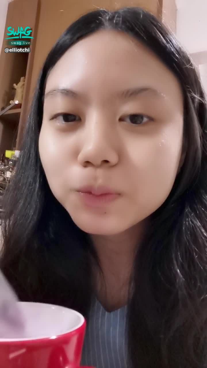 e*******i : 太high了，玩具好好玩😂 一直笑不停😂