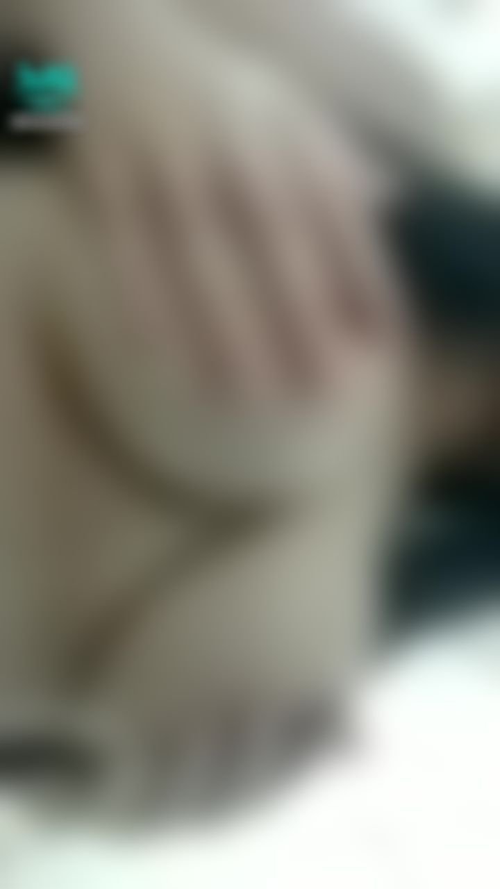  : 哥哥們下班了嗎？貓貓揉胸部給哥哥們看❤️❤️❤️