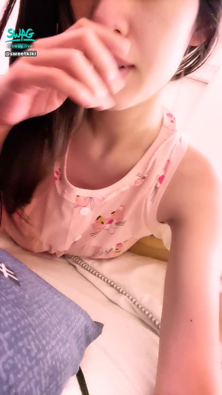 : Let kiki come to cheer up my brother at work ☺️ exercise 🈲️ baby kiss 💋