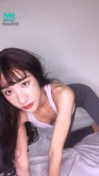 c**********e : 九點帶大家做瑜珈💕💕💕